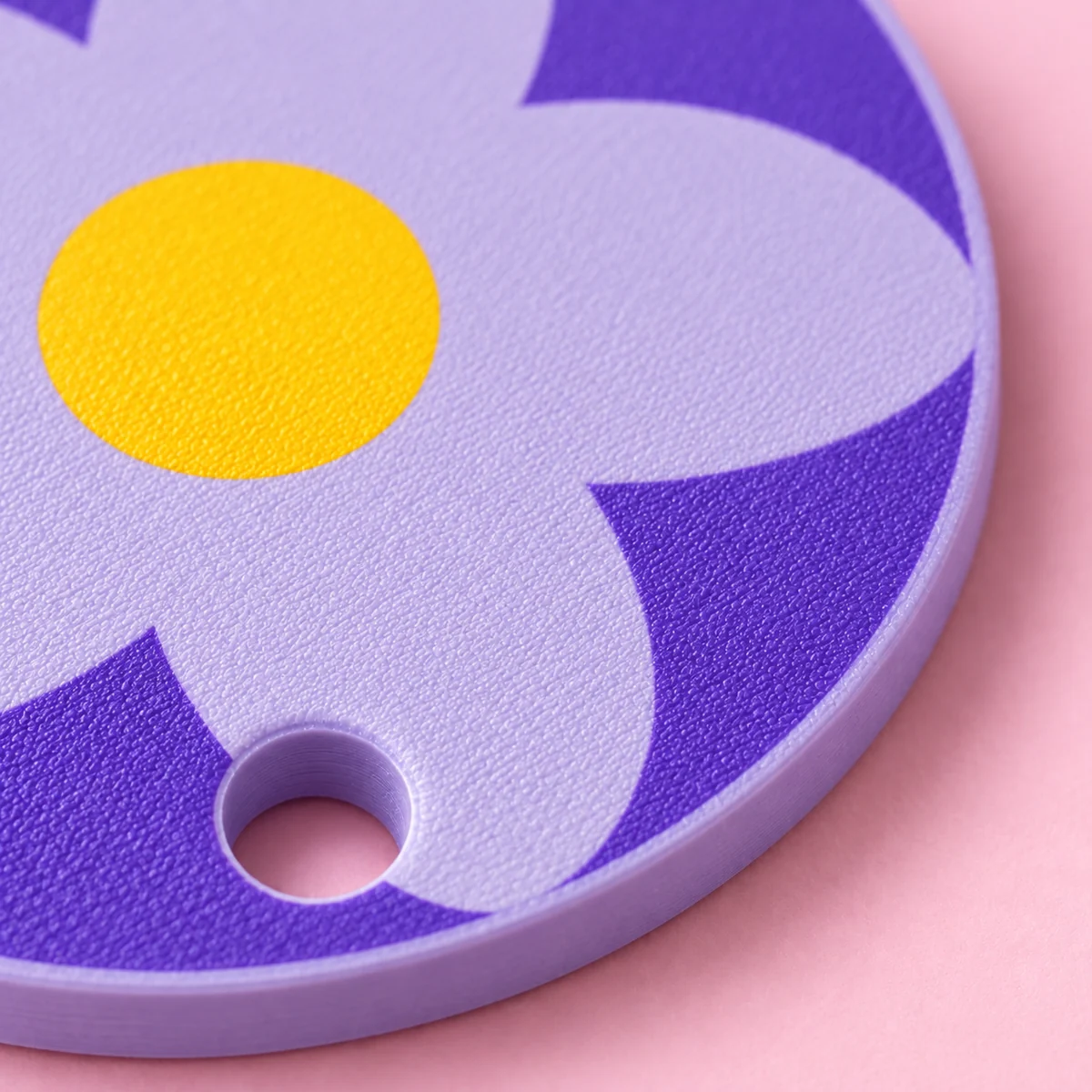 Orecchini Gummy fiore · Dettaglio · finitura vellutata
