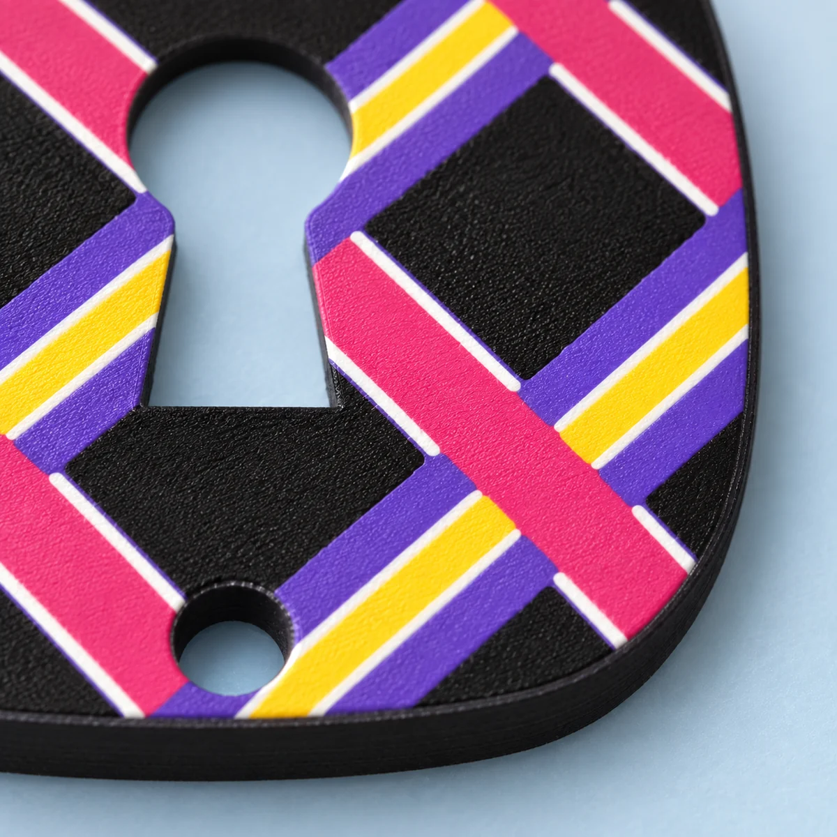Orecchini Tartan diagonale · Dettaglio · finitura vellutata