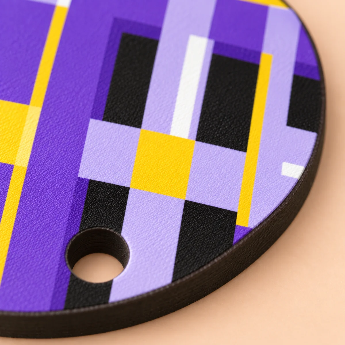 Orecchini Tartan notte · Dettaglio · finitura vellutata